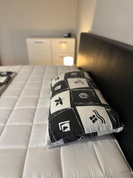 Gemuetliche 2 Zimmer Wohnung Bad Hersfeld Exterior foto
